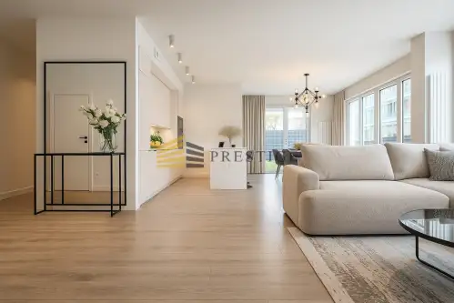  Warszawa   Domaniewska 