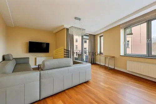 Warszawa ,  Książęca   3