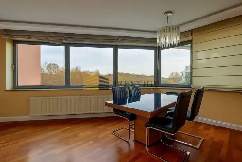 Warszawa ,  Książęca   5