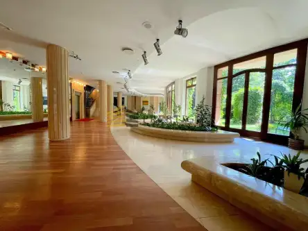 Warszawa ,  Niecała   15