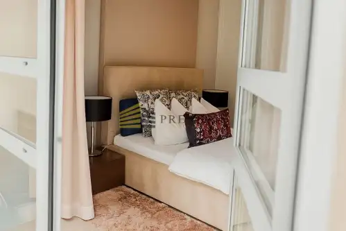 Warszawa ,  Grzybowska   5