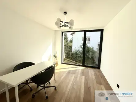 Kraków ,  Wiosenna   8