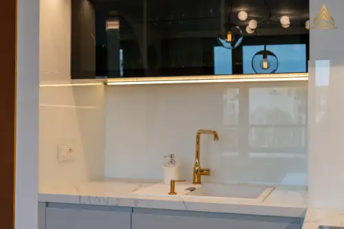 Warszawa ,  Krochmalna   18