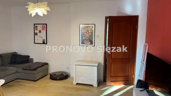 Wrocław ,  Adama Asnyka   8