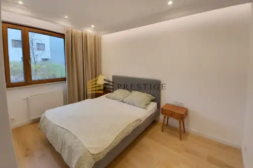 Warszawa ,  Białego Dębu   9