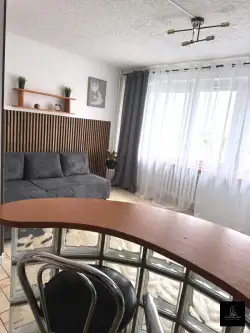 Poznań ,  Poznańska   5