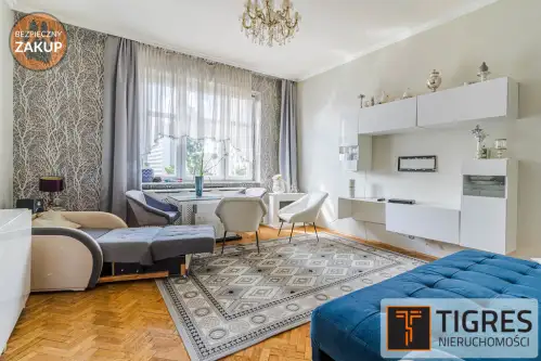 Gdynia ,  skwer Kościuszki   11