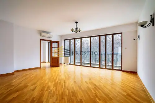 Warszawa ,  Podchorążych   3