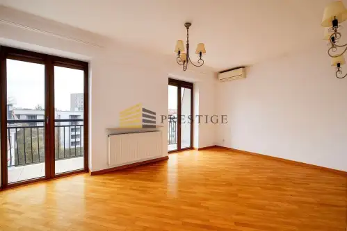 Warszawa ,  Podchorążych   6