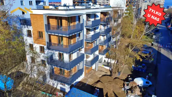  Kraków   Adama Bochenka 