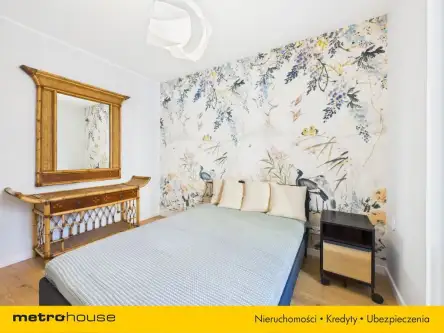 Warszawa ,  Al. Krakowska   8