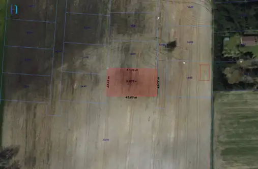 Stary adamów ,  Działkowa   3