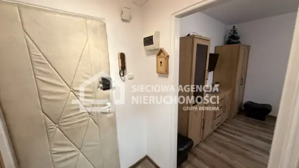 Gdynia ,  Gniewska   11