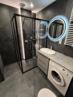 Katowice ,  Meteorologów   5