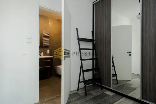 Warszawa ,  Solec   10