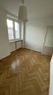 Warszawa ,  Grójecka   8