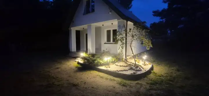 Kania polska ,  Akacjowa   9