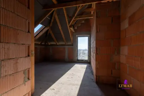 Niegowonice ,  Wierzbowa   18