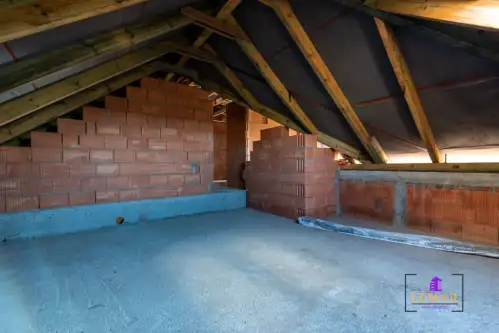 Niegowonice ,  Wierzbowa   20