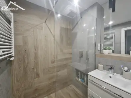 Lublin ,  Kwarcowa   8