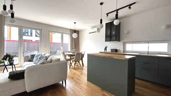 Jantar ,  Wczasowa   7