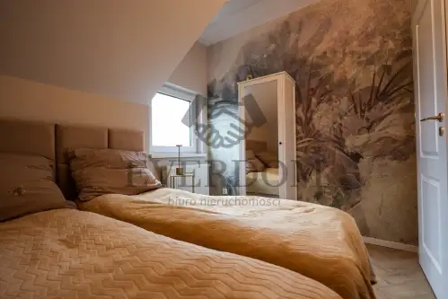 Jastrzębia Góra   5