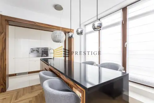 Warszawa ,  Sielecka   9