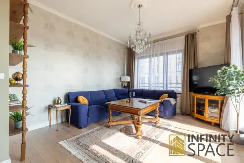 Warszawa ,  Pokorna   5