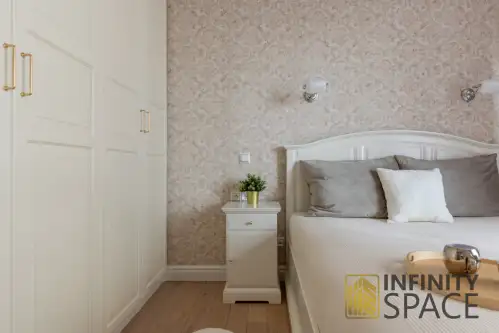 Warszawa ,  Pokorna   8