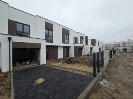 Stare babice ,  Osiedlowa   4