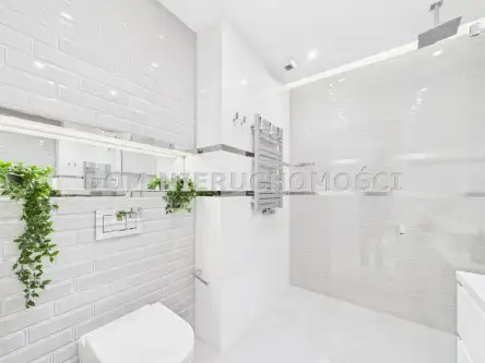 Olsztyn ,  Armii Krajowej   20