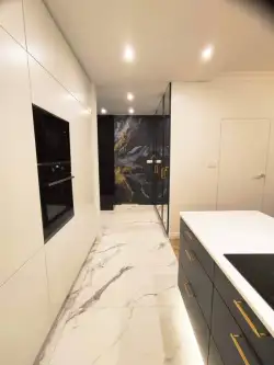 Warszawa ,  Barska   5