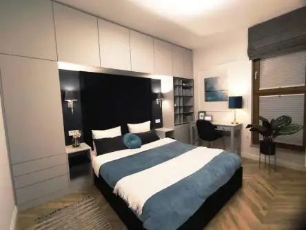 Warszawa ,  Barska   6