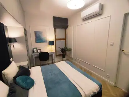 Warszawa ,  Barska   7