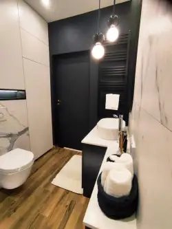 Warszawa ,  Barska   9