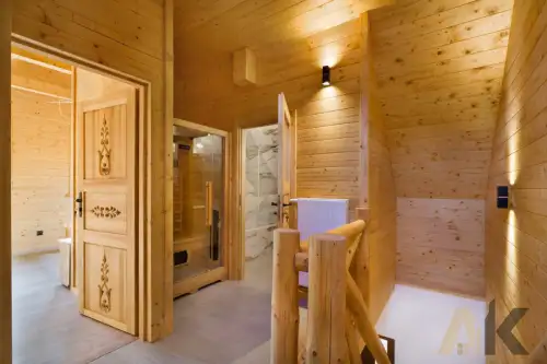 Mochnaczka niżna   13