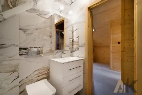 Mochnaczka niżna   7