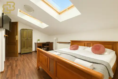 Kraków ,  Adama Asnyka   6