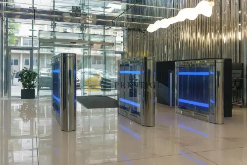 Warszawa ,  Krucza   6