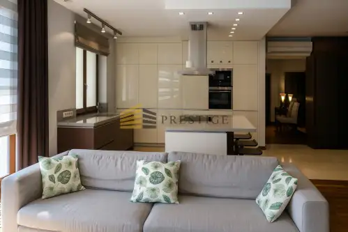 Warszawa ,  Rakowiecka   3