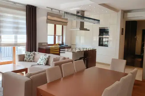 Warszawa ,  Rakowiecka   4