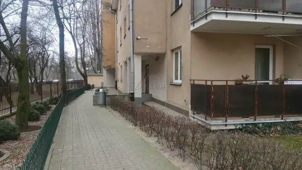 Warszawa ,  Suwalska   8