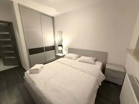 Warszawa ,  Ostrobramska   4