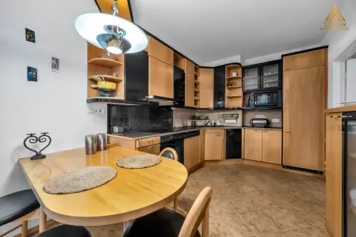 Warszawa ,  Aleja Wilanowska   5