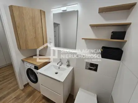 Rumia ,  Błoń Janowskich   8