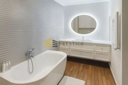 Warszawa ,  Biały Kamień   7