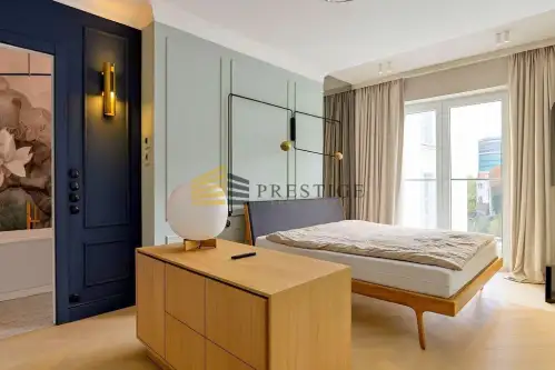 Warszawa ,  Foksal   9