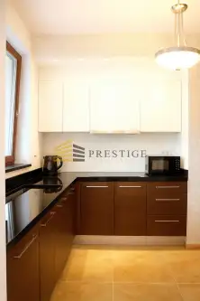 Warszawa ,  Grzybowska   4