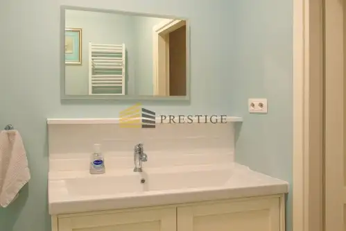 Warszawa ,  Rakowiecka   10