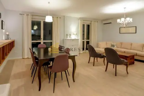  Warszawa   Rakowiecka 